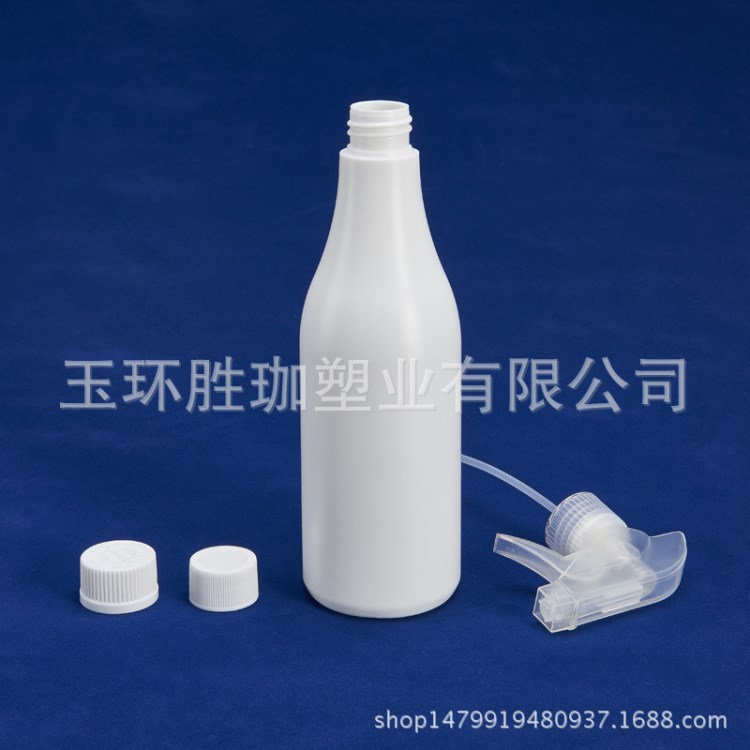 廠家批發(fā)PE 500ml大容量噴霧塑料瓶 洗潔精分裝噴霧瓶 化妝品噴槍