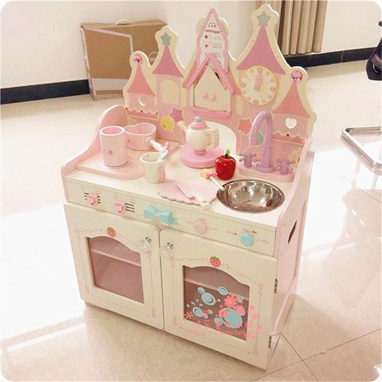 新品草莓豪华公主城堡音乐厨房套装女孩过家家切切看做饭玩具