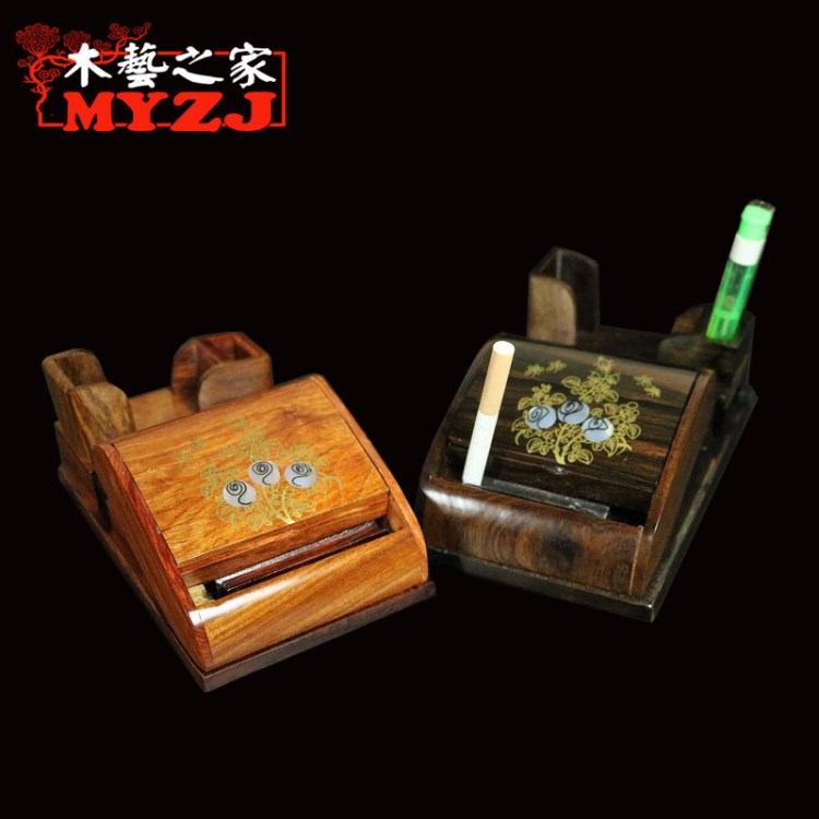 批發(fā)越南紅木工藝品創(chuàng)意自動(dòng)取煙盒男士生日禮物 彈煙器木制煙盒