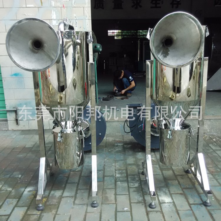 【陽(yáng)邦】直銷環(huán)保旋風(fēng)集塵器、木工除塵輔機(jī)、工業(yè)吸塵機(jī)設(shè)備