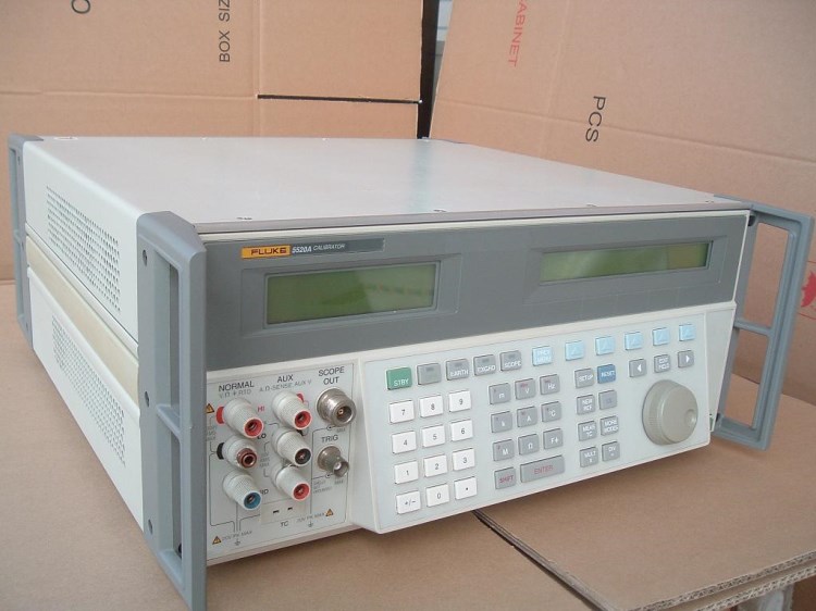 出售/租賃/回收/Fluke 5520A多功能儀器校準器