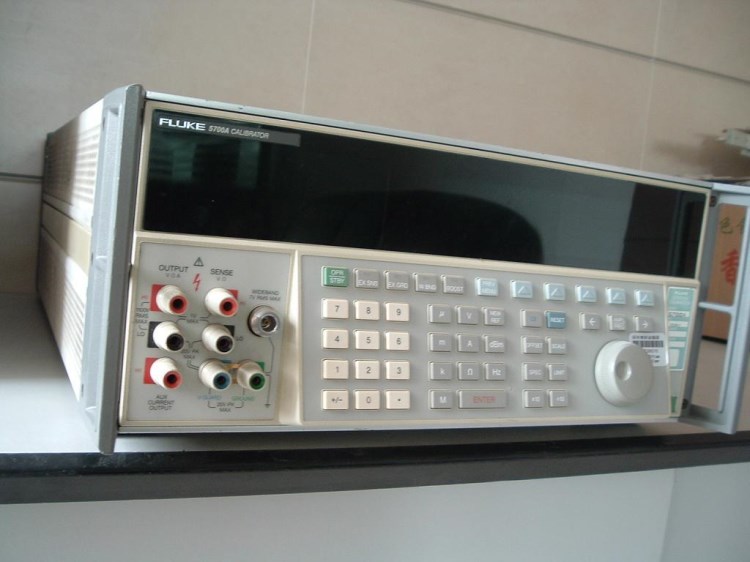 供應(yīng)/租賃/FLUKE5700A多功能校正器F5700A + FLUKE572