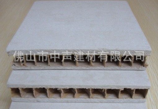 廠家批發(fā)銷售 紙蜂窩彩鋼夾芯板 隔音材料 質(zhì)量