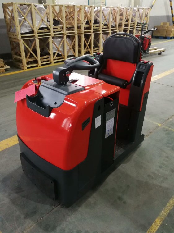 noblift诺力电动牵引车诺力t30小型站驾式牵引拖头3吨牵引挂车