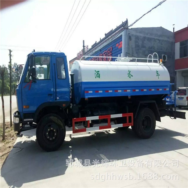 環(huán)保東風(fēng)灑水車 8立方10立方灑水車報價 東風(fēng)145灑水車報價表
