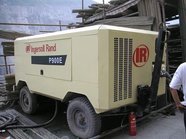 供應(yīng)英格索蘭移動空壓機(jī)VHP750