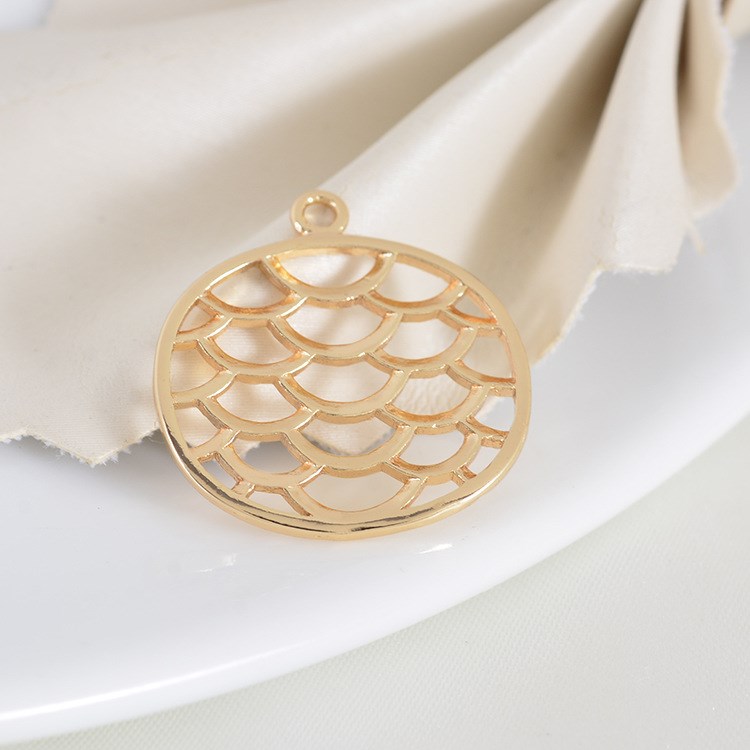 圓形魚鱗吊墜耳墜項鏈掛件 精美鏤空吊牌厚1mm 24K金銅墜子配件