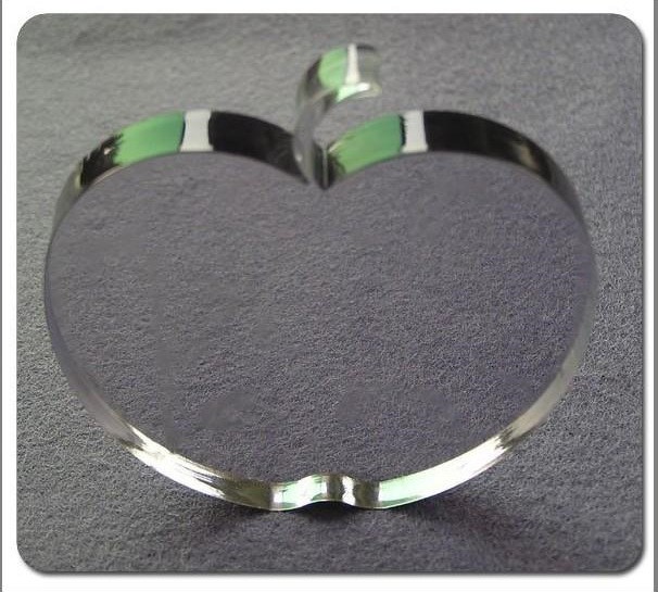 供應湖北 棗陽市   宜城市竹木工藝品/亞克力廣告字激光切割機