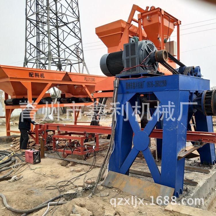 離心式水泥制管機 懸滾式水泥制管機 立式擠壓式水泥制管機