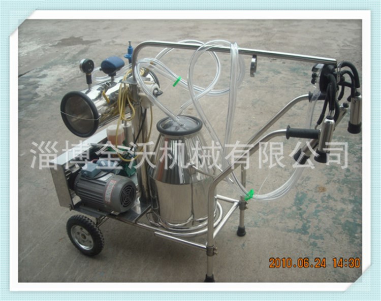 擠奶機 廠家生產(chǎn)銷售奶牛擠奶機 單桶氣脈動真空泵奶牛擠奶機