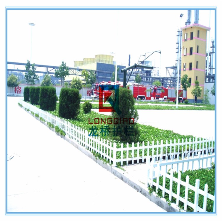 撫州草坪欄桿/撫州綠化帶欄桿/PVC塑鋼白色花壇欄桿/龍橋廠直銷