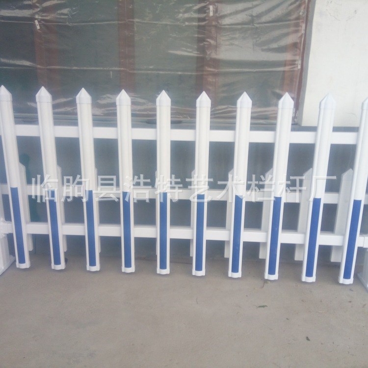 綠化帶pvc塑料欄桿 pvc草坪護(hù)欄庭院花壇欄桿 塑鋼草坪欄桿