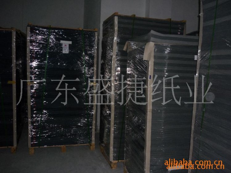 臺(tái)灣環(huán)保型雙面透心黑卡,灰底黑卡紙