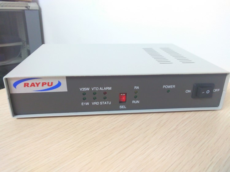 供應RAYPU RP212-C2000-E1接口轉換器,2M轉V35
