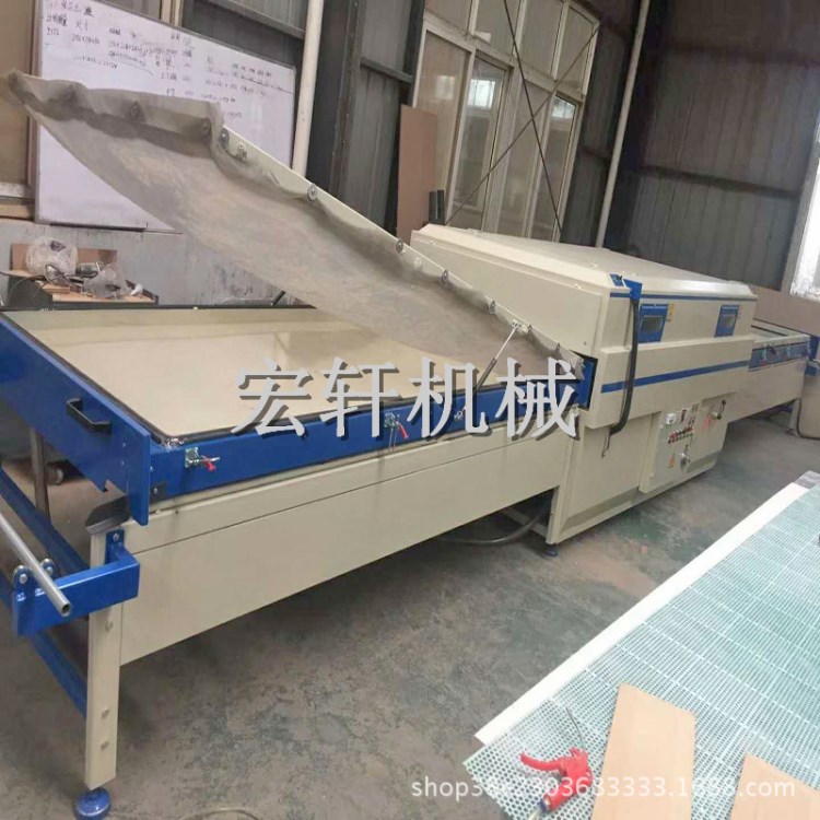 吸塑型柜門雕刻板真空覆膜機(jī)帶硅膠皮 宏軒真空覆膜機(jī)報價