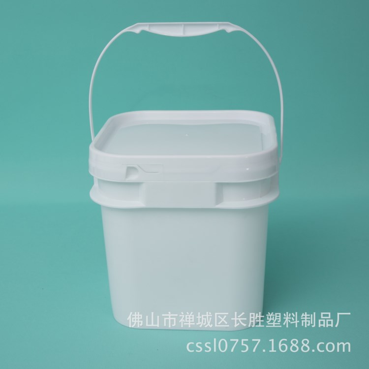 廠家新出品食品級(jí)材質(zhì)3L正方形塑料桶.