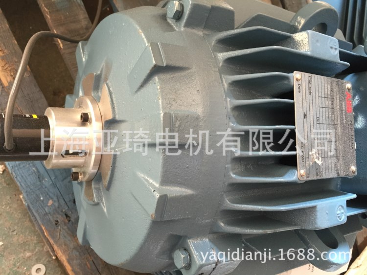 ABB變頻電機QABP71M2B-0.55KW可加裝編碼器、剎車