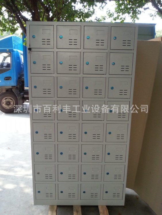 供應 32門鞋柜 儲物柜 員工柜圖片 質量好 價格實惠