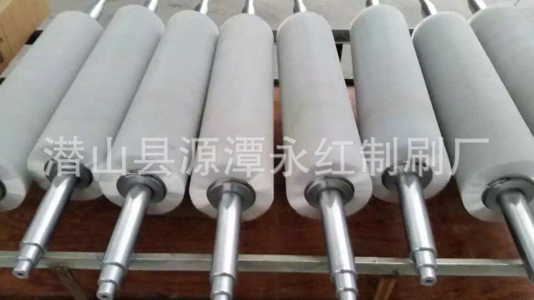 廠家直銷 PCB清洗尼龍彈簧毛刷 PCB清洗尼龍刷輥 毛刷輥