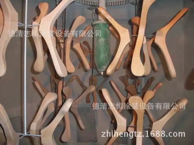 靜電自動機噴涂木衣架生產線，衣架竹木器靜電噴漆設備