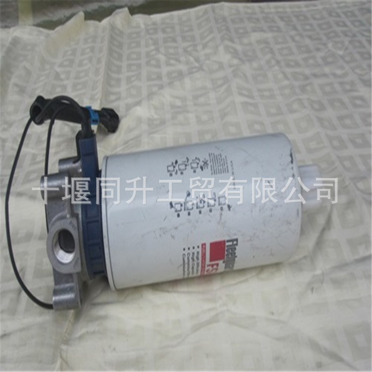 東風(fēng)雷諾DCI11發(fā)動(dòng)機(jī)配件油水分離器總成帶加熱3959611 FS1003