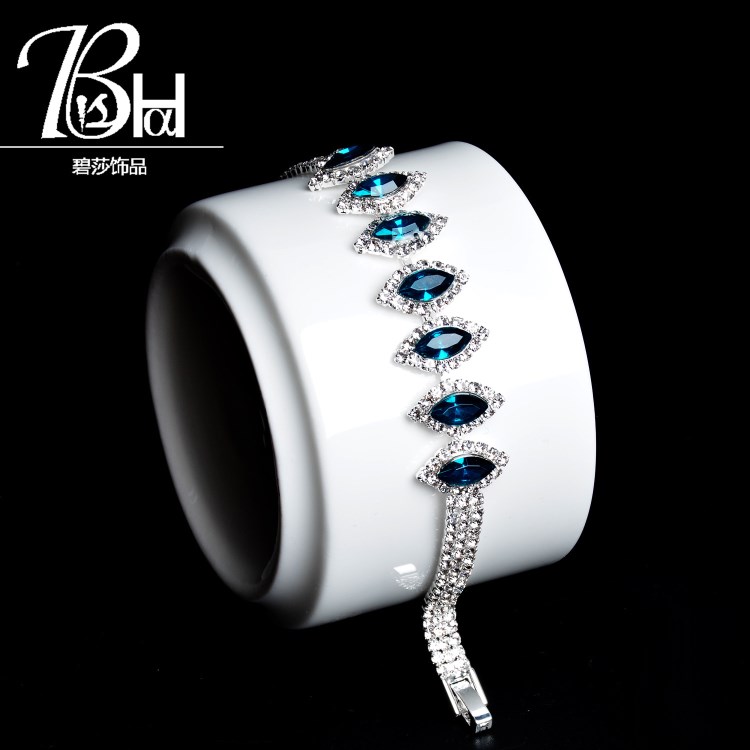 跨境爆款配飾 原創水晶手鏈 女 時尚服裝配飾 擺地攤貨源廠家批發