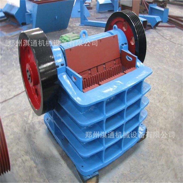 鵝卵石破碎機 現貨供應建筑工地顎式石料粉碎機 工業礦石細碎機