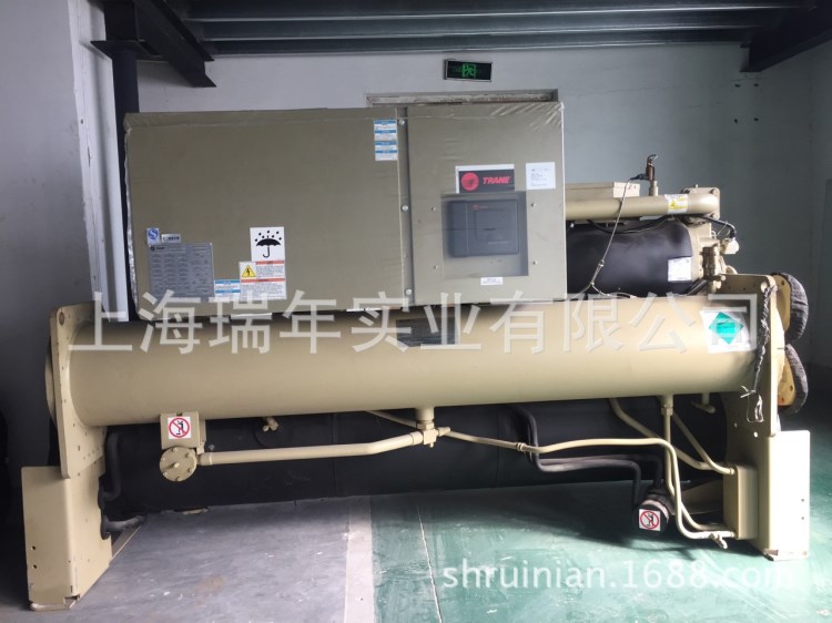 二手大型中央空調(diào)銷(xiāo)售特靈411kw螺桿式水源熱泵