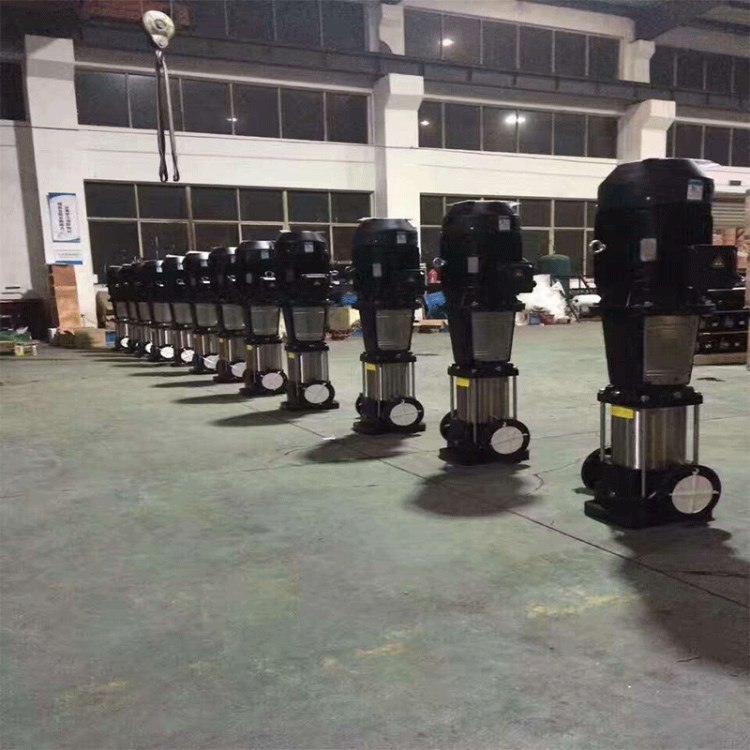 供應QDL/CDL2.4不銹鋼立式多級泵輕型立式多級離心泵