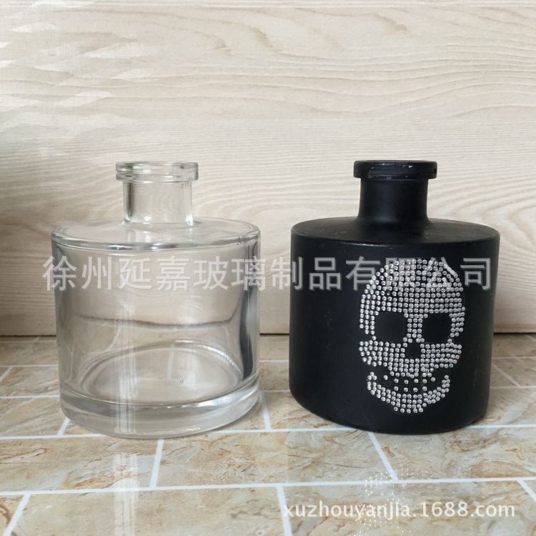 香薰香料藤條車(chē)載晶白料蒙紗絲印噴涂玻璃想家直銷(xiāo)
