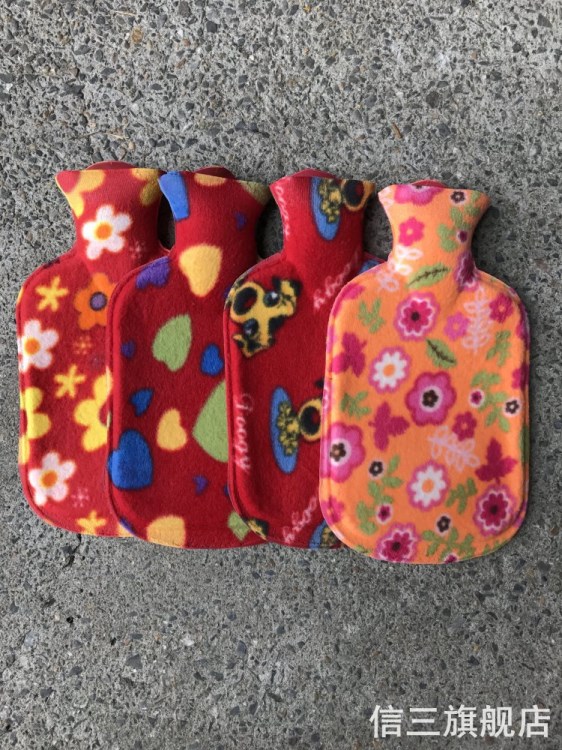 廠家直銷   供應(yīng)批發(fā)福運(yùn)來絨布二號(hào)灌水熱水袋