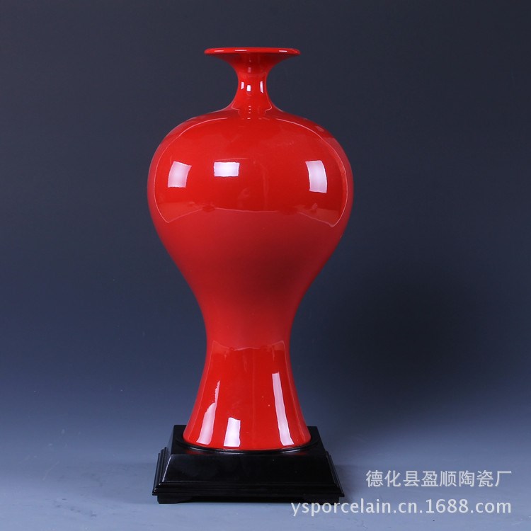 供应工艺品红釉镶金梅鸟贵妃瓶14.5寸杯子 茶具 中国红工艺品