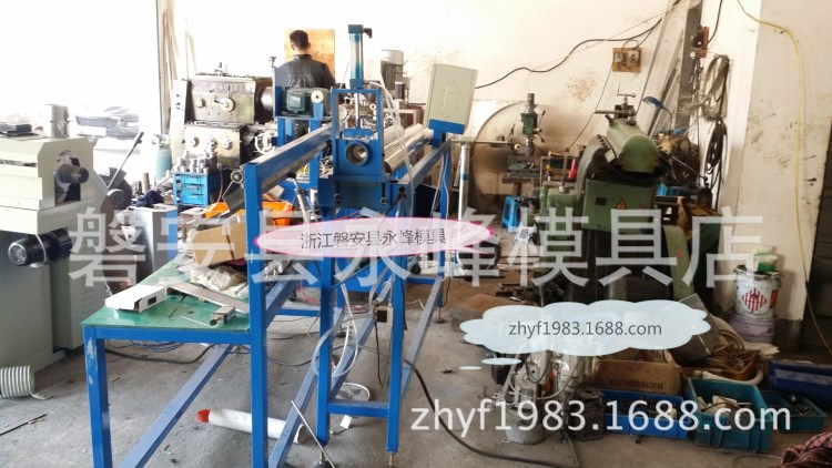 EVA吸塵器軟管設備   EVA纏繞管成型機