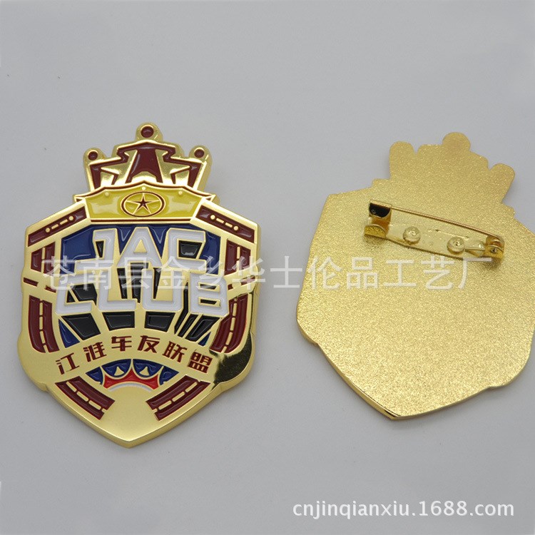 廠家供應鋅合金胸章  現代復古金屬徽章 定制各類掛件紀念章