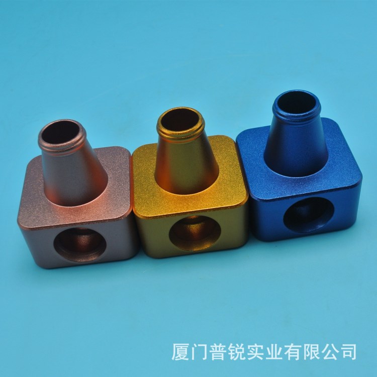 數(shù)控車床和CNC加工中心聯(lián)合高精度加工水煙產(chǎn)品，表面陽極氧化