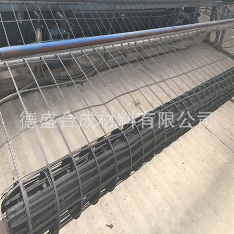 呼和浩鋼塑土工格柵制造商提供 鋼塑土工格柵規格大全