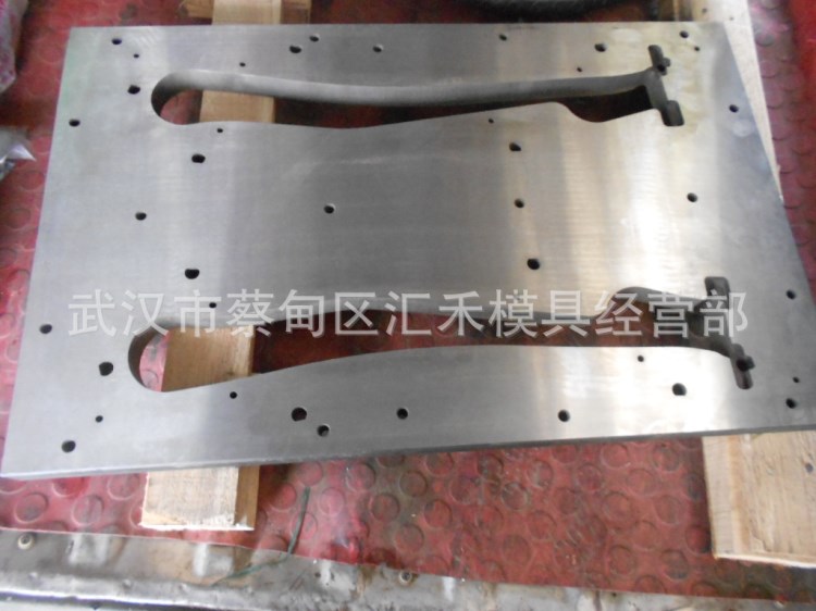 精密沖壓模具制造 模具部件大型線切割加工
