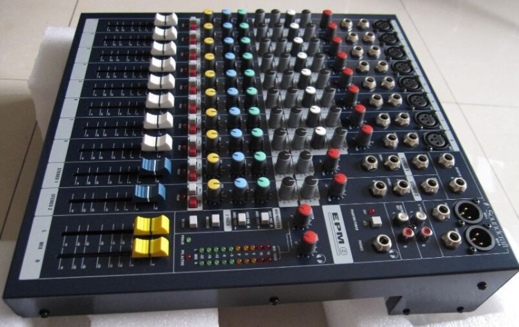 廣州實(shí)體店 聲藝Soundcraft EPM8 (RW5735) EPM 8 8路模擬調(diào)音臺(tái)