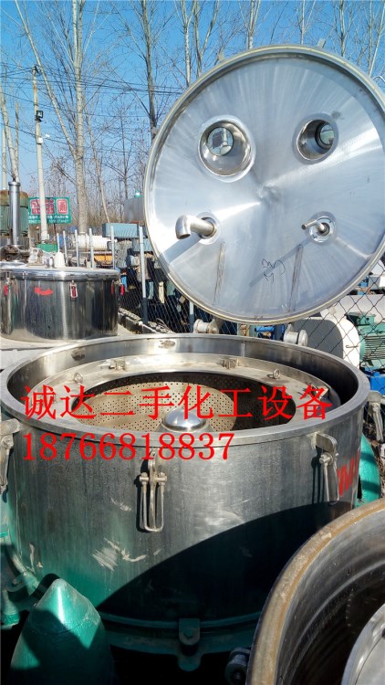 洗水廠二手脫水機(jī)，三足離心牛仔褲脫水機(jī)，廣州市二手工業(yè)脫水機(jī)