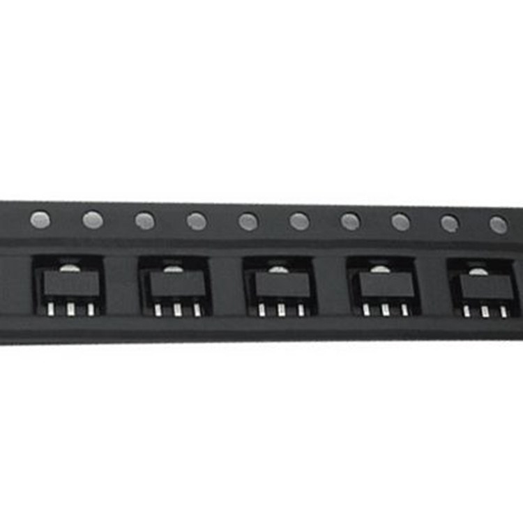 XC6206P302PR 貼片LDO線性穩(wěn)壓器 3V穩(wěn)壓IC SOT-89