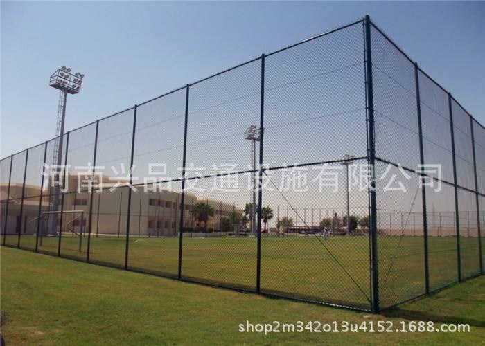 山東濟寧廠家定制批發體育場圍網 籃球場勾花護欄網 足球場圍網