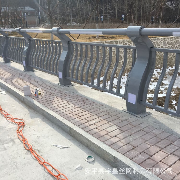 河堤大橋燈光護欄 橋梁美觀欄桿 新型LED景觀抗撞擊防老化隔離欄