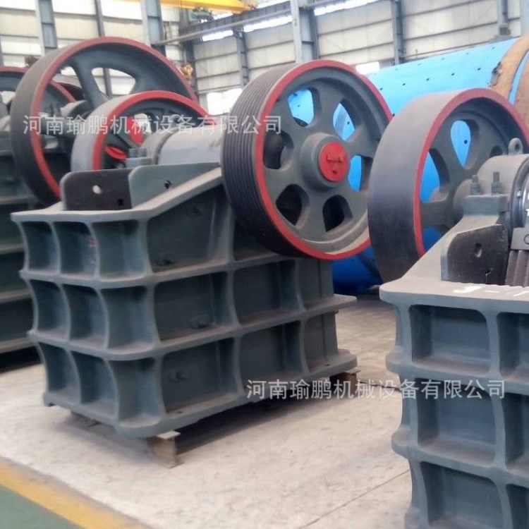 精巧制作全自動額式破碎機大型石料額式破碎機石灰石破碎機