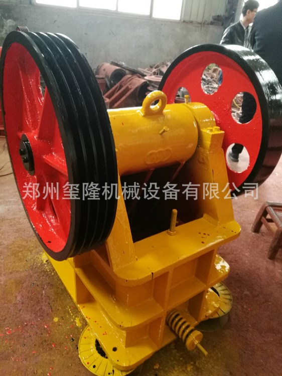 供應(yīng)璽隆顎式破碎機(jī)采石場設(shè)備沙石生產(chǎn)線破碎機(jī) 顎式破碎機(jī)