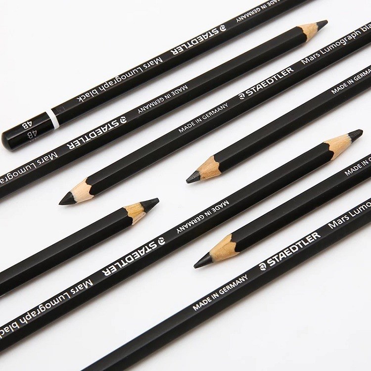 德国施德楼staedtler 100b黑杆素描铅笔 书写铅笔 炭画铅笔