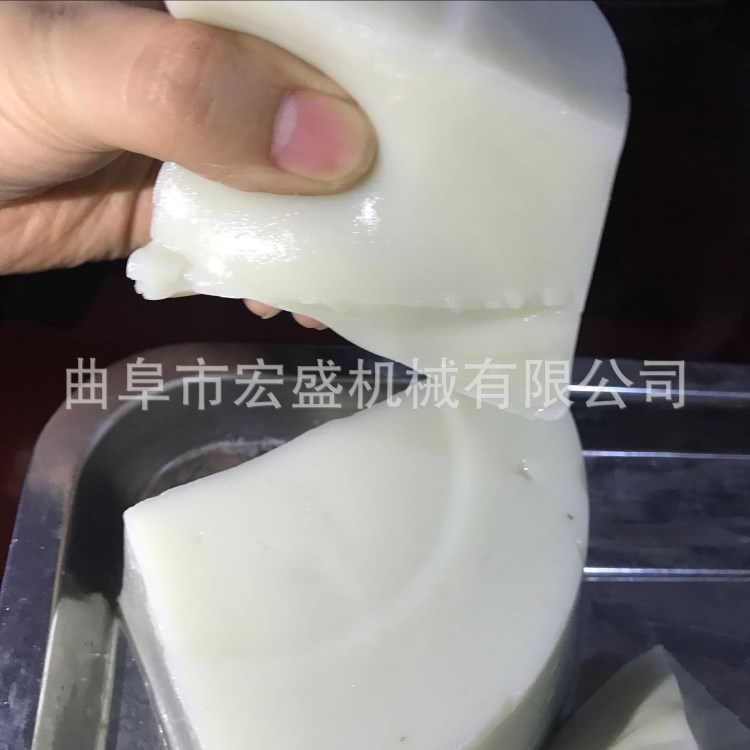 米豆腐制作機(jī) 江蘇無(wú)錫米豆腐機(jī) 免熬制出機(jī)既熟成型米豆腐機(jī)