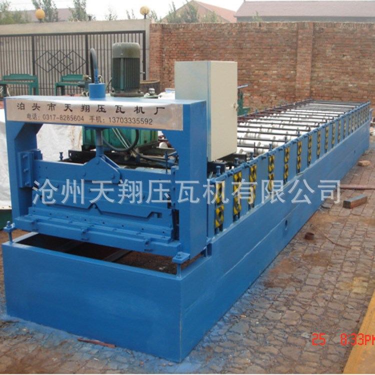 廠家供應 角馳壓瓦機  820彩鋼瓦角馳壓瓦機 角馳壓瓦機