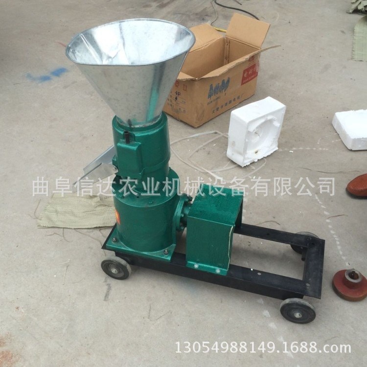 大型顆粒機圖片雞 鴨 羊專用顆粒機 皮帶傳動山東信達