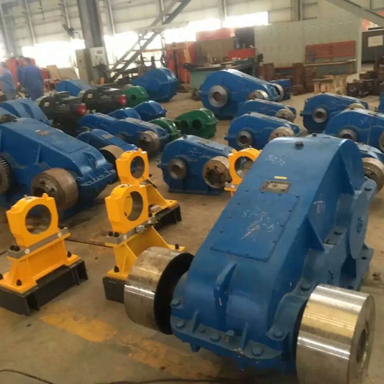 【現(xiàn)貨供應(yīng)】泰隆減速機(jī) 泰興 雙梁起重減速機(jī) 起重機(jī)減速機(jī)