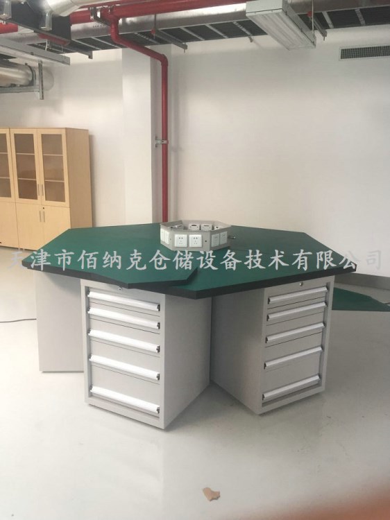 大連六角工作臺，多工位工作臺 重型工作臺 防靜電工作臺